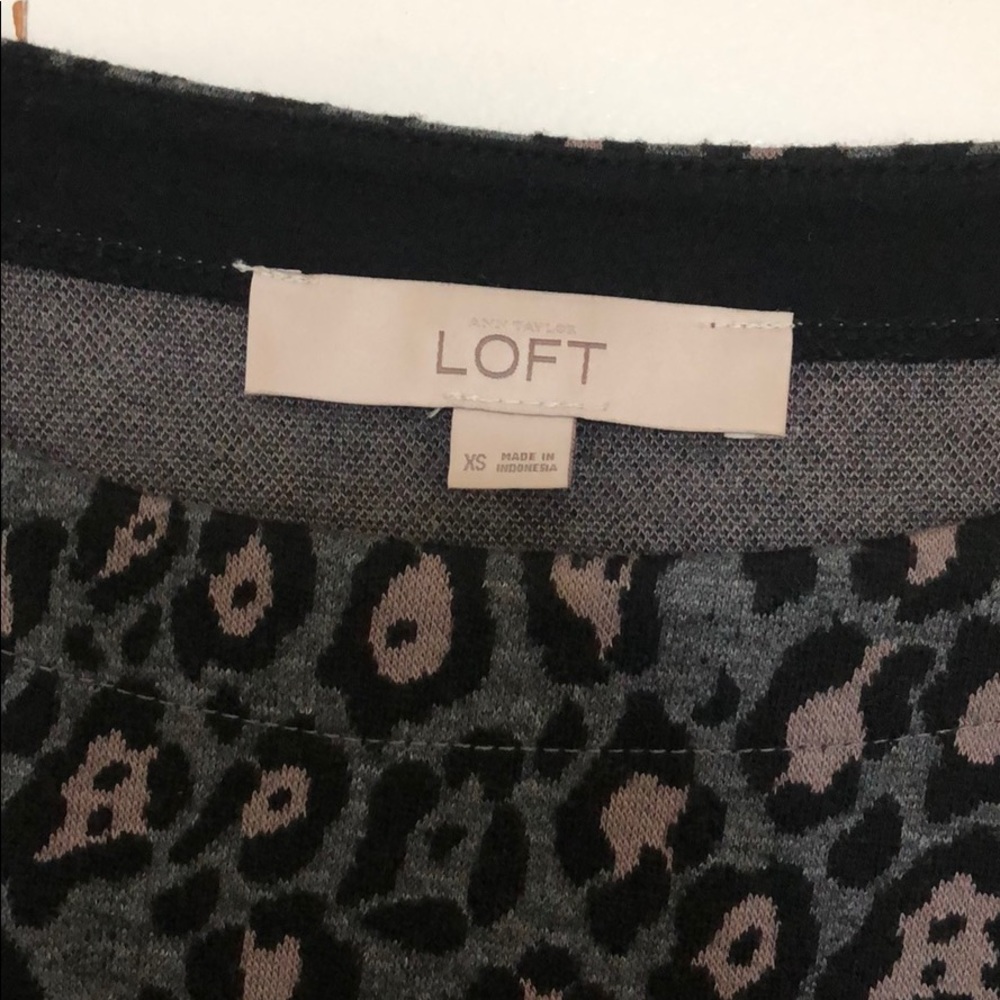 Loft Leopard Print Top - Picture 2 of 4
